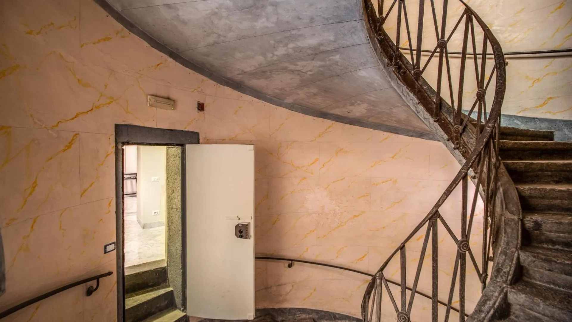 Pignatelli Loft Apartment Naples 0*,  Italy